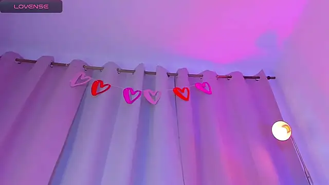 Snapshot of Megan_VixenX chatting on 9, 2, 2026 Megan VixenX online show from 9, 2, 2026