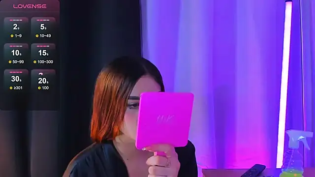 Snapshot of Megan_VixenX chatting on 3, 3, 2026 Megan VixenX online show from 3, 3, 2026