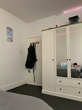 Marisa ass online show from 26, 3, 2026