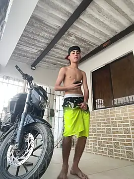 Snapshot of LosGansterBoys chatting on 18, 3, 2026 LosGansterBoys online show from 18, 3, 2026