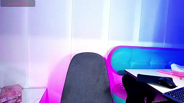 Sue blue online show from 12, 3, 2026