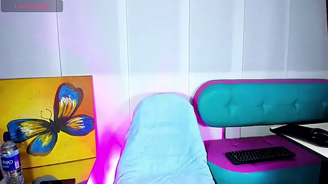 Sue blue online show from 13, 3, 2026