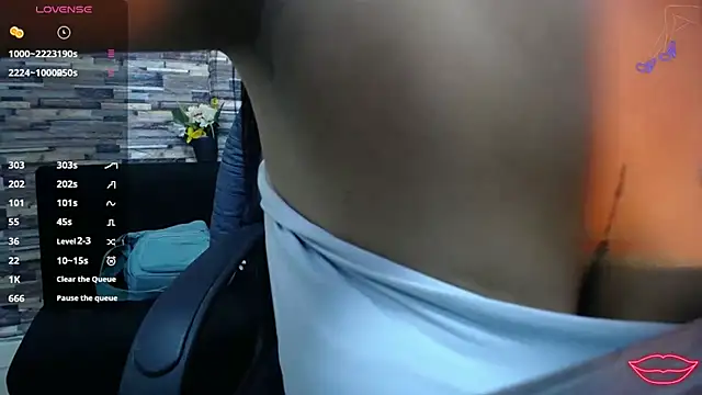 miaaboobs online show from 8, 3, 2026