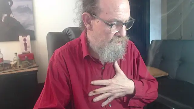 Uncle Hottie online show from 19, 7, 2026