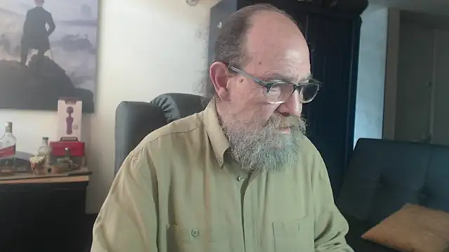 Uncle Hottie online show from 22, 7, 2026