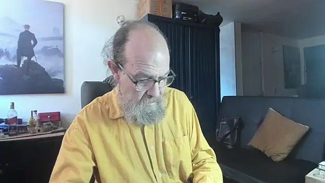 Uncle Hottie online show from 25, 7, 2026