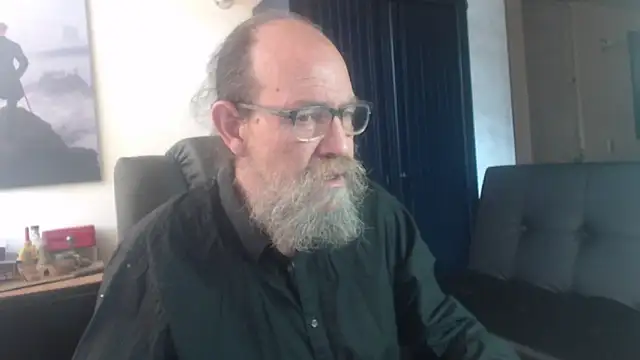 Uncle Hottie online show from 28, 7, 2026