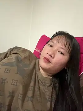 Snapshot of Suni-ii chatting on 13, 5, 2026 Suni-ii online show from 13, 5, 2026