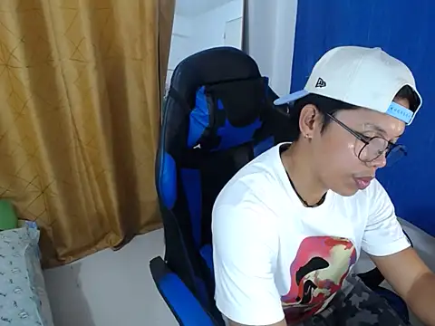 holly oreo online show from 30, 6, 2026
