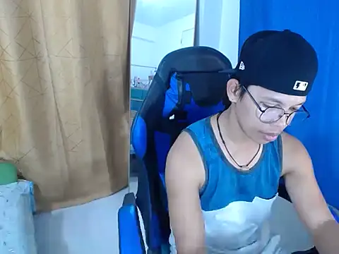 holly oreo online show from 3, 7, 2026