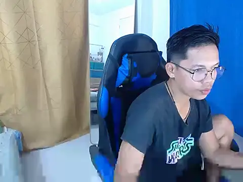 holly oreo online show from 13, 7, 2026