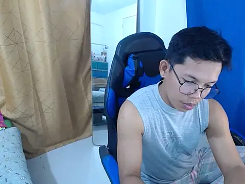 holly oreo online show from 26, 7, 2026