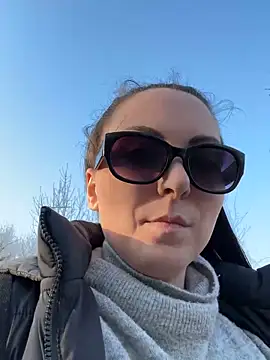 Snapshot of InkedCurly_L chatting on 10, 3, 2026 InkedCurly L online show from 10, 3, 2026