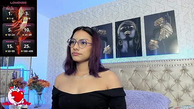 MeganRosseX online show from 2, 2, 2026