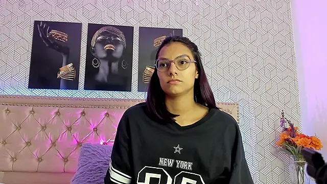 MeganRosseX online show from 4, 3, 2026