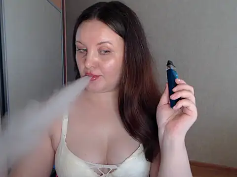 Sabrina Weaver online show from 4, 4, 2026