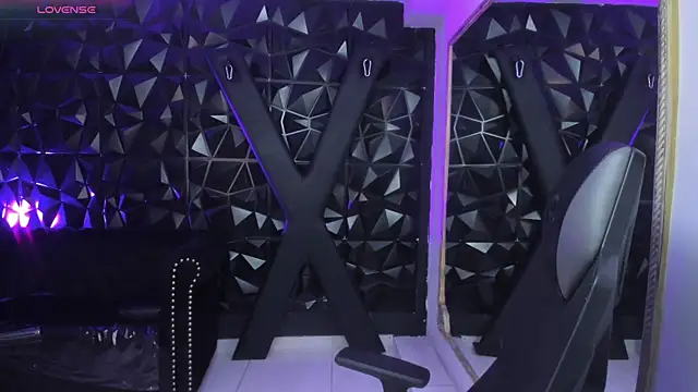 ThaliaBrookss  online show from 13, 3, 2026