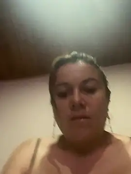 CristalBm  online show from 22, 6, 2026