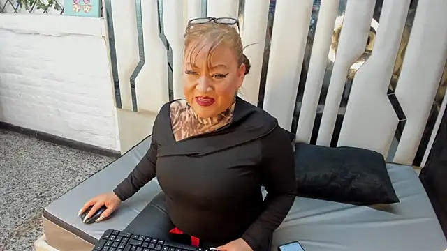 Snapshot of Meriland_HH chatting on 10, 5, 2026 Meriland HH online show from 10, 5, 2026