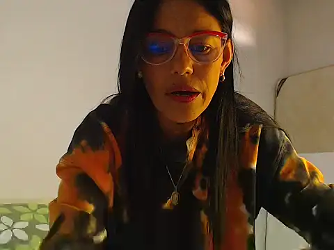 Elizabeth manzon online show from 27, 5, 2026