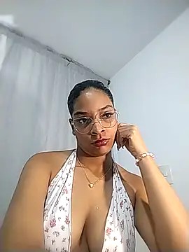 KATALINA SANTANA  online show from 25, 4, 2026