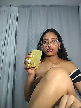 Snapshot of KATALINA_SANTANA_ chatting on 3, 6, 2026 KATALINA SANTANA online show from 3, 6, 2026