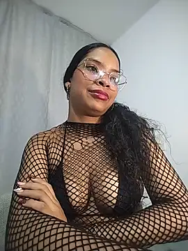 Snapshot of KATALINA_SANTANA_ chatting on 5, 6, 2026 KATALINA SANTANA online show from 5, 6, 2026