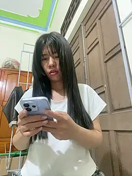 Snapshot of Miss_me29 chatting on 5, 3, 2026 Miss me29 online show from 5, 3, 2026