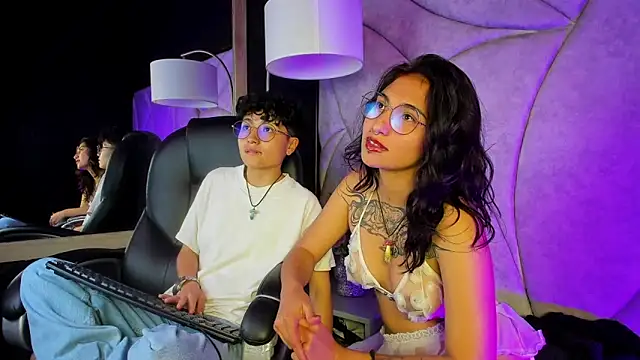 velvet mystic online show from 22, 4, 2026