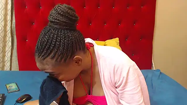 Hotsexyberry25 online show from 24, 4, 2026