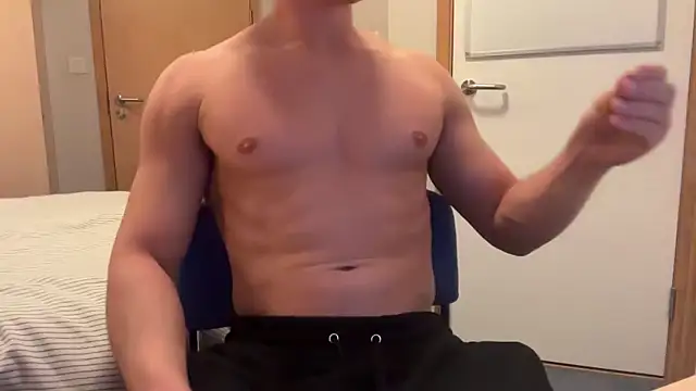 Snapshot of Tommy2165 chatting on 20, 2, 2026 Tommy2165 online show from 20, 2, 2026