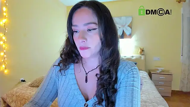 juliiaroberts online show from 11, 4, 2026