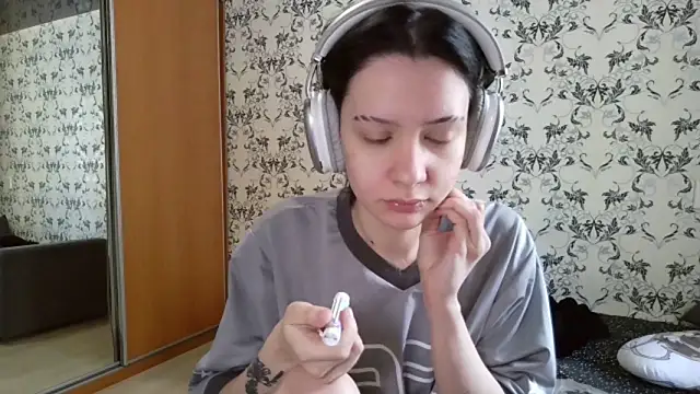 LxayBloom online show from 13, 3, 2026