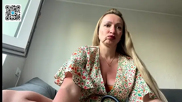 Lapussia  online show from 23, 6, 2026