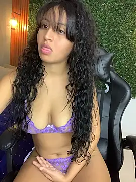 Snapshot of PaulaSweetFire_ chatting on 10, 1, 2026 PaulaSweetFire online show from 10, 1, 2026