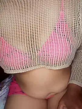 Snapshot of mileez_secret chatting on 3, 2, 2026 mileez secret online show from 3, 2, 2026