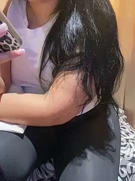 Lina Velvet  online show from 19, 4, 2026