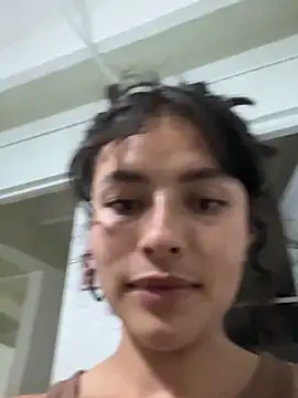 auroramooon online show from 6, 3, 2026