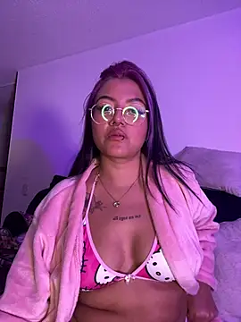 queen of you heart online show from 5, 3, 2026