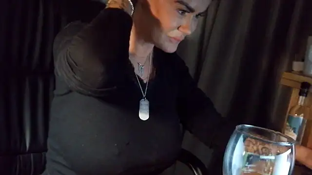 ScottishIvy online show from 11, 2, 2026