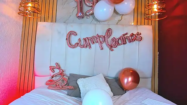 Ela James  online show from 28, 7, 2026