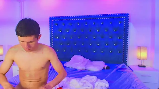 Vero and stive online show from 4, 3, 2026