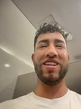 liam bronw online show from 23, 4, 2026