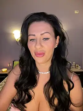 IRISWHITE17 online show from 21, 7, 2026