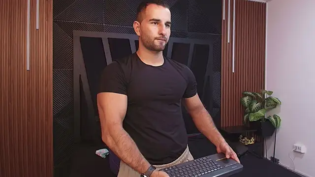 lorenzo walker 1 online show from 4, 4, 2026