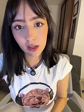 HinaSweet online show from 24, 4, 2026