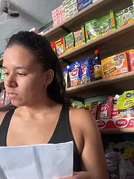 lannabellx online show from 15, 4, 2026