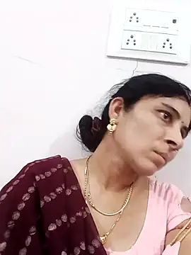 Hot ree85 online show from 25, 4, 2026