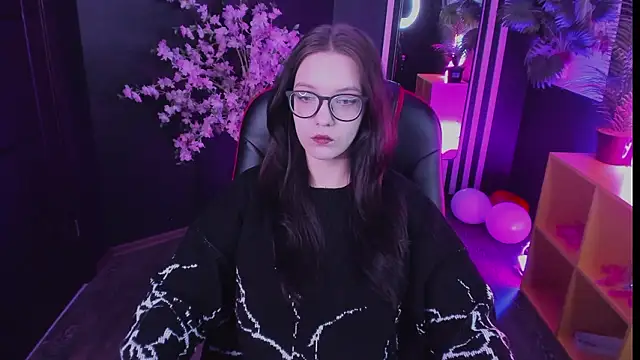 Emily tender online show from 12, 3, 2026