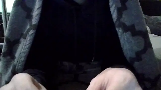 Snapshot of YoungAsainWithATrunk chatting on 10, 1, 2026 YoungAsainWithATrunk online show from 10, 1, 2026